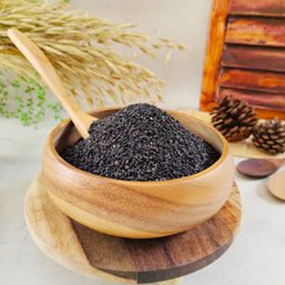 Wijen-Hitam